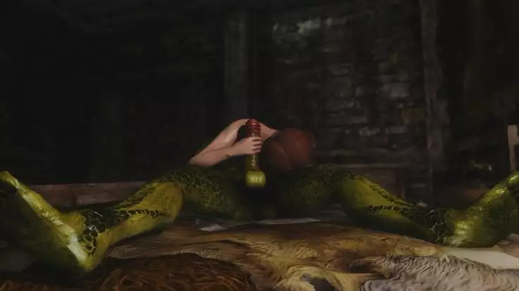 Skyrim Dragon-Whore and Argonian